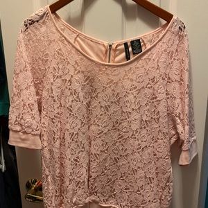 Pink 3/4 sleeve lace top